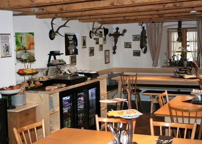 Zum Kirchenbauer Pensionat 4*