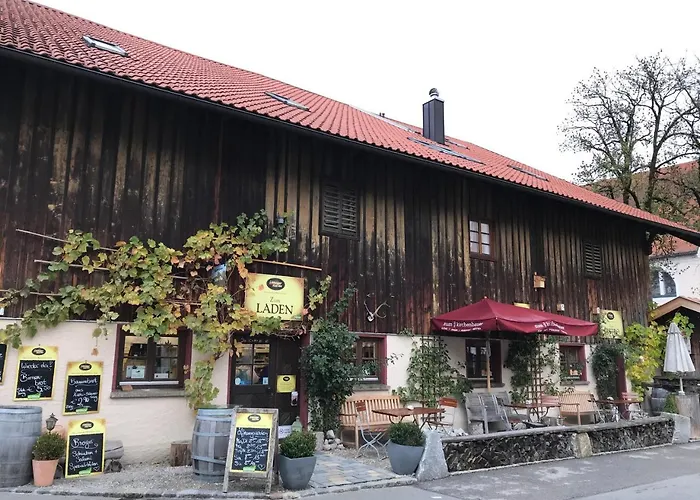 Pensionat Zum Kirchenbauer 4*