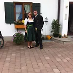 Zum Kirchenbauer אוברמרגואה