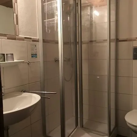 Gasthuis Zum Kirchenbauer 4*